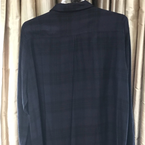 Long sleeve button down - Picture 2 of 2